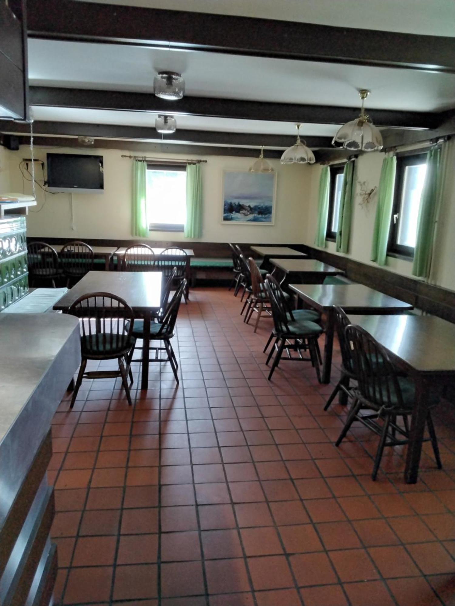 سيركلجي نا جورينجسكيم Accommodation And Restaurant Tia المظهر الخارجي الصورة